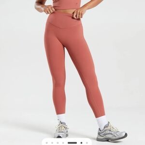 Gymshark Elevate Leggings, Rose Brown, Small